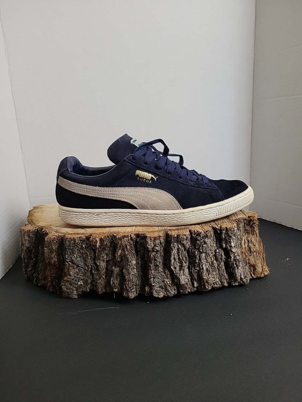 Puma Suede Classic: Peacoat Navy White Sneakers, 356568-51, Mens 8.5